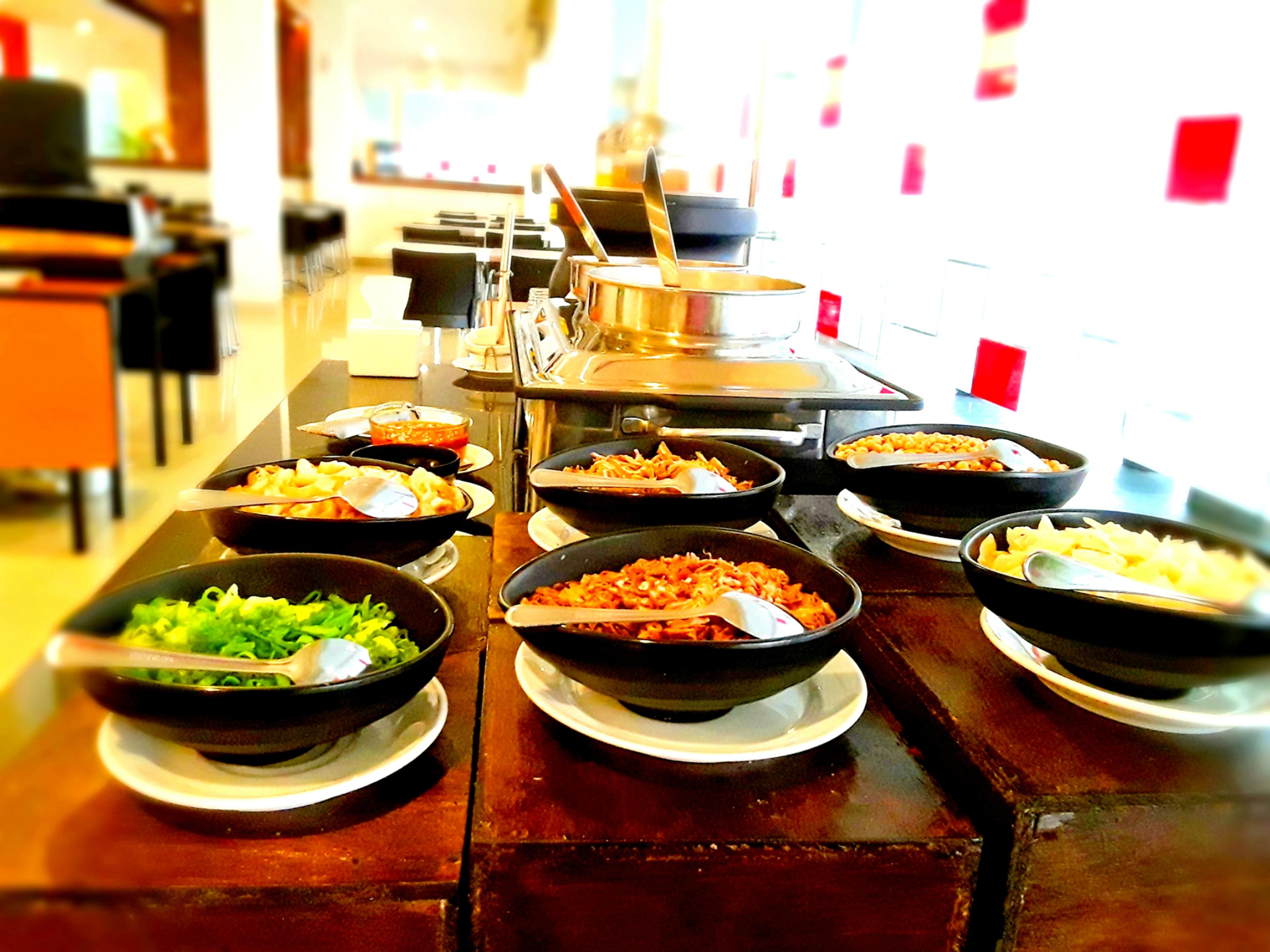 名古屋山 - 巴淡岛爱玛黎丝酒店 Batam 外观 照片