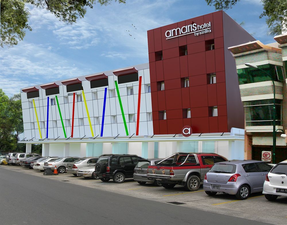 名古屋山 - 巴淡岛爱玛黎丝酒店 Batam 外观 照片